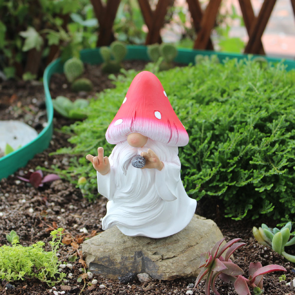 Mushroom Smoking Gnomes Funny  - Home Bargains incelemesi ve fiyatı