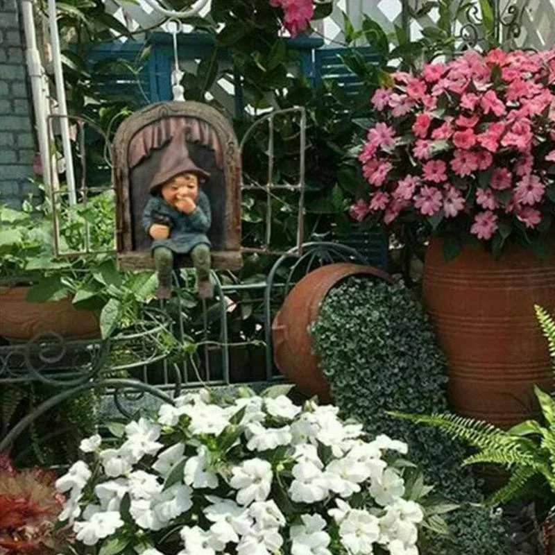 2026 Naughty Garden Statue Elf - Home Bargains incelemesi ve fiyatı